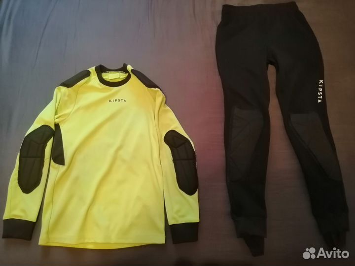 Детская вратарская футбольная форма Kipsta