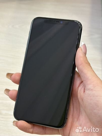 iPhone 11 Pro, 64 ГБ