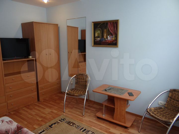 Комната 15 м² в 5-к., 3/3 эт.