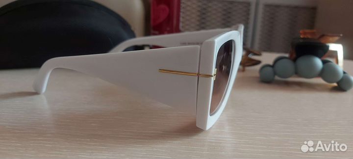 Солнцезащитные очки женские новые