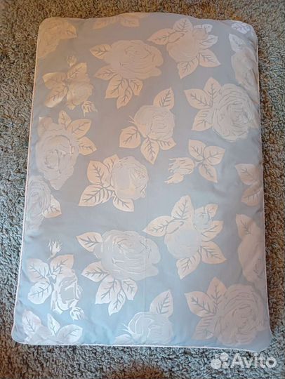 Подушка с гречневой лузгой. Фаберлик