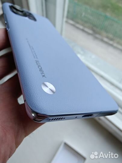 Xiaomi Mi 11, 12/256 ГБ