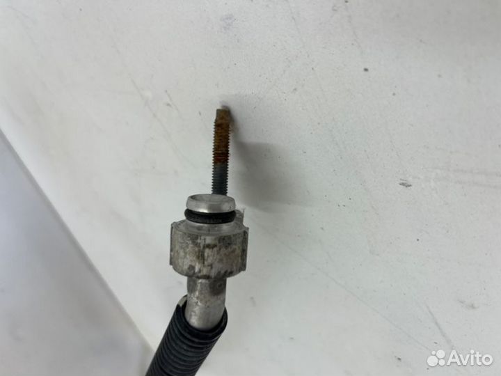 Трубка кондиционера Toyota Land Cruiser 200