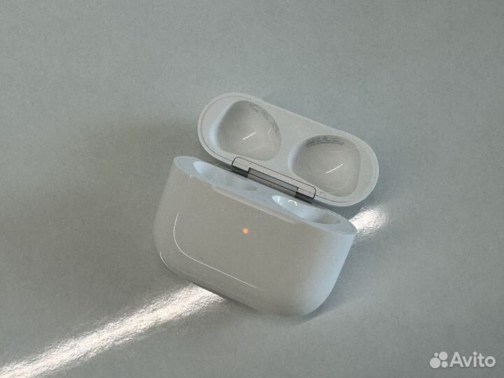Кейс для AirPods 3 оригинальный