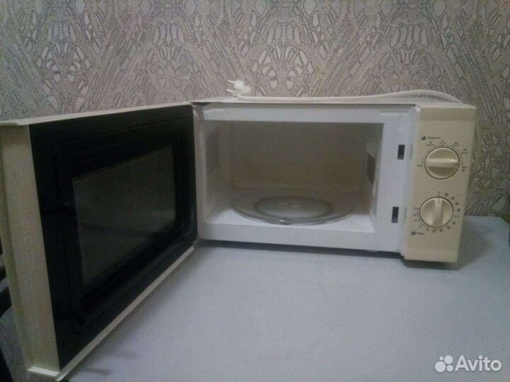 Микроволновая печь