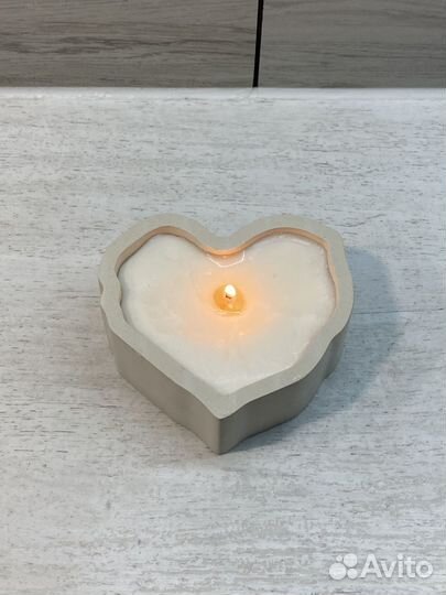 Ароматическая свеча сердце - подарок на 8 марта