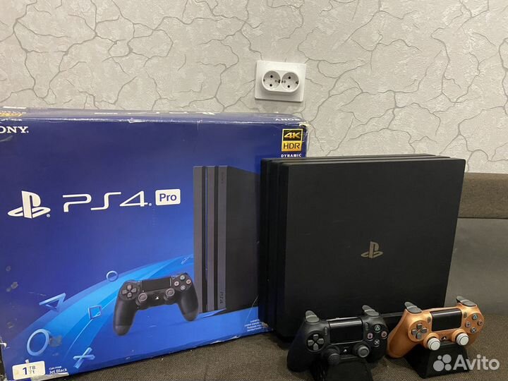 Sony playstation 4 PS4 pro 1tb с играми