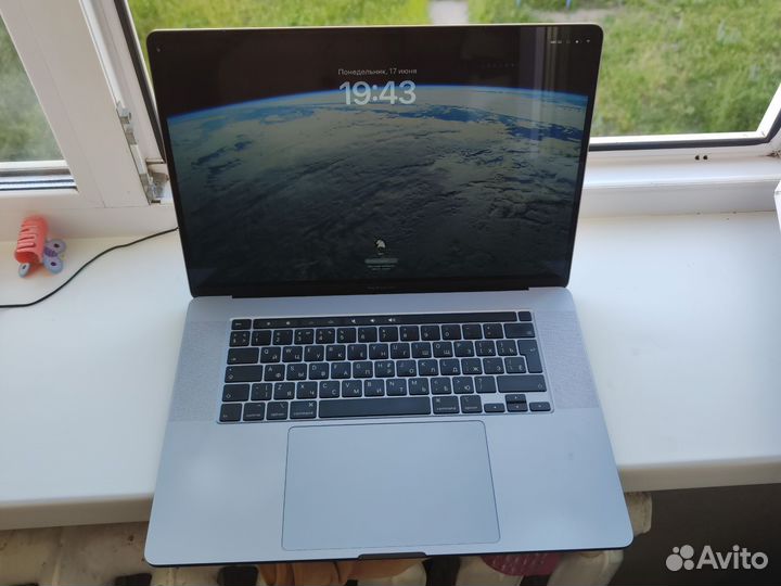 Apple MacBook Pro 16 i9 1Тб
