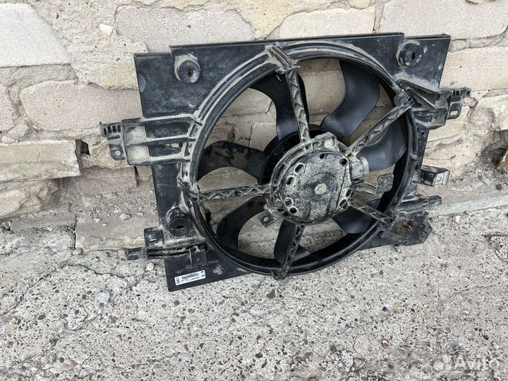 Вентилятор радиатора LADA Vesta Logan 2 Duster