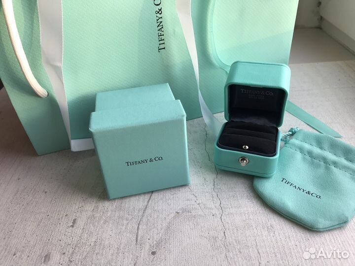 Коробка ддя обручальных колец tiffany