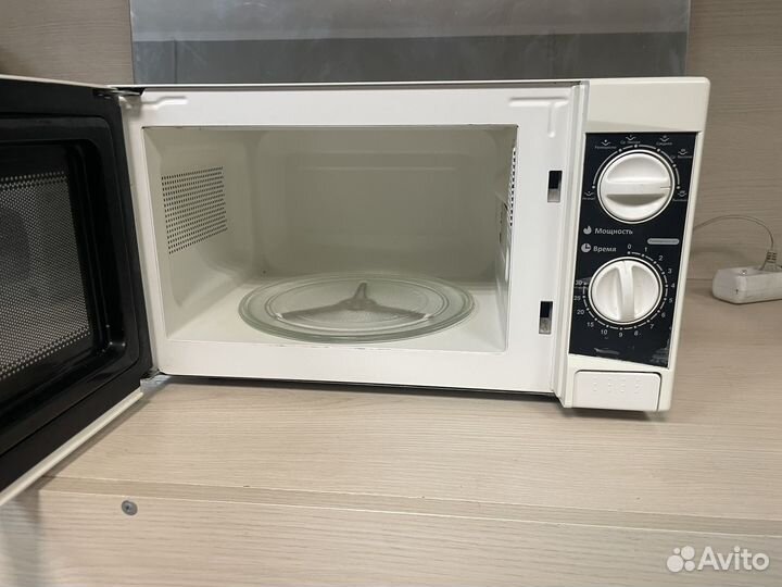 Микроволновая печь