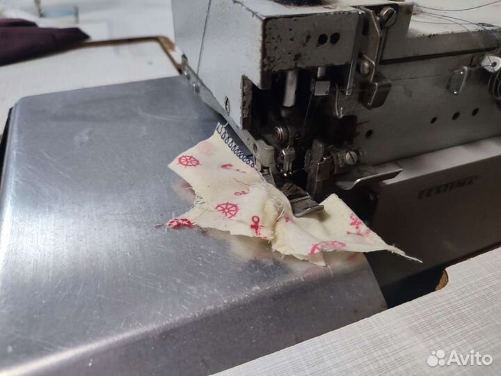 Продам оверлок промышленный, Текстима