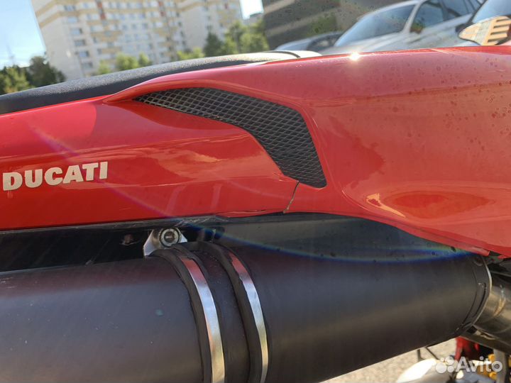 Ducati 848