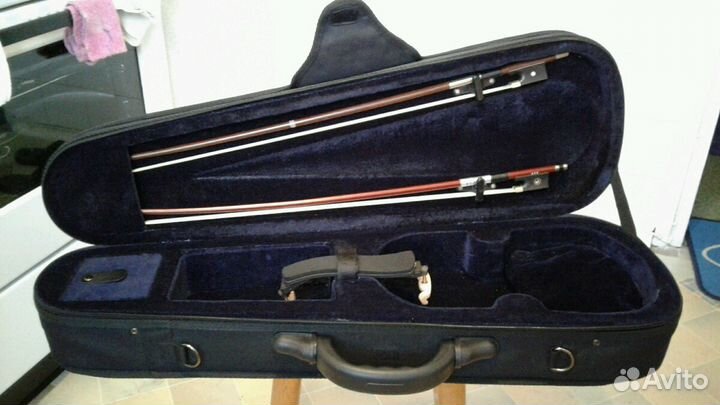 Футляр для скрипки, 1 смычёк, мостик FOM