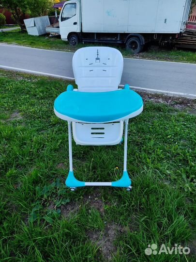 Стул для кормления детей