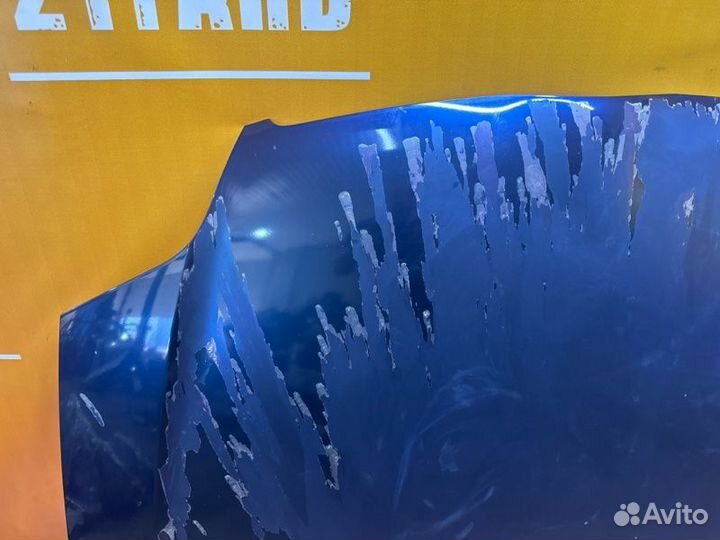 Капот Toyota Corolla