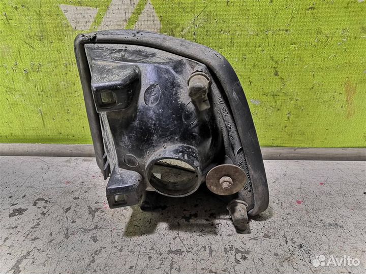 Указатель поворота правый бмв Е32