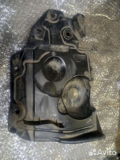 Ниссан Х-трейл Т31 пыльник двигателя