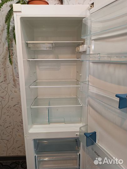 Холодильник бу Bosch