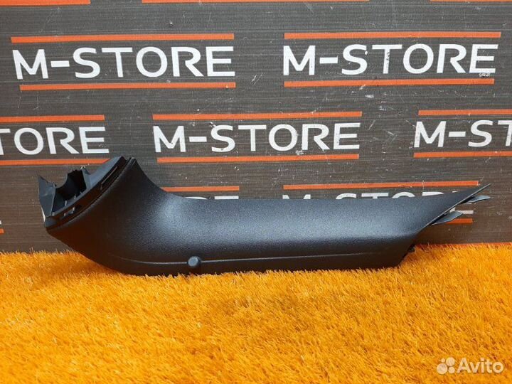 Обшивка двери багажника левая Volkswagen Tiguan 5N