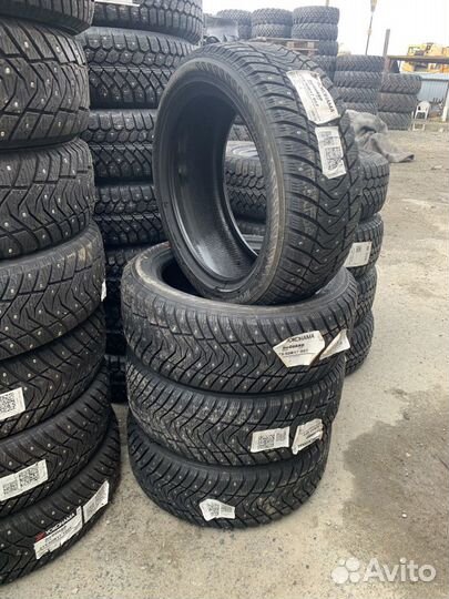 Yokohama Ice Guard IG65 215/50 R17 95T