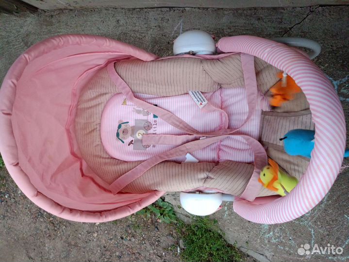 Шезлонг детский с вибрацией