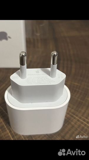 Зарядка на iPhone