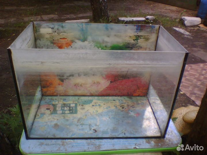Два аквариума б.у. на 40л.и 7л.в хорошем состоянии