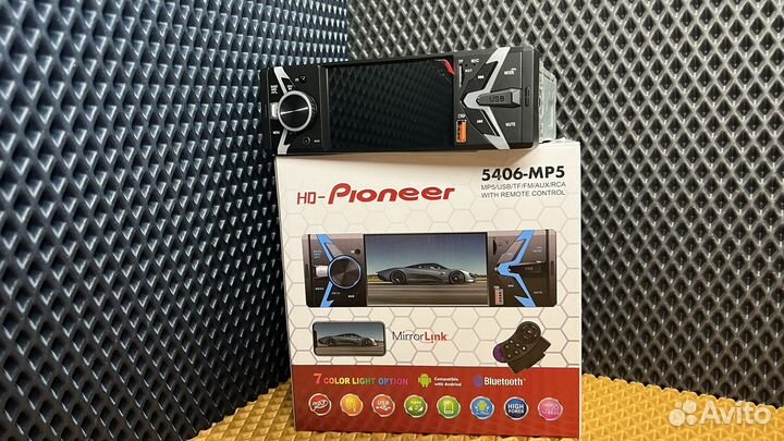 Автомагнитола Pioneer с экраном