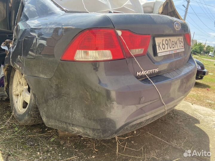 В разборе Kia Madgentis 2010 2,0MT