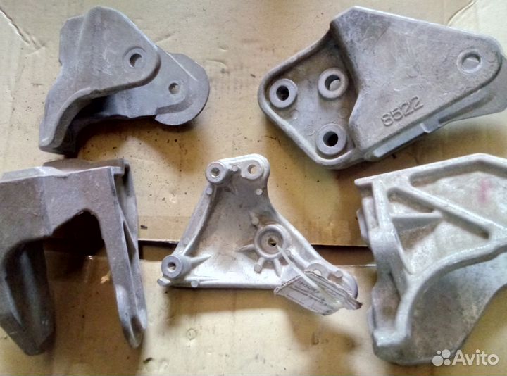 Кронштейн двигателя Mitsubishi Lancer Outlander