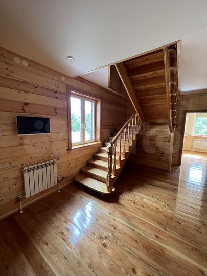 Дом 230 м² на участке 16 сот.