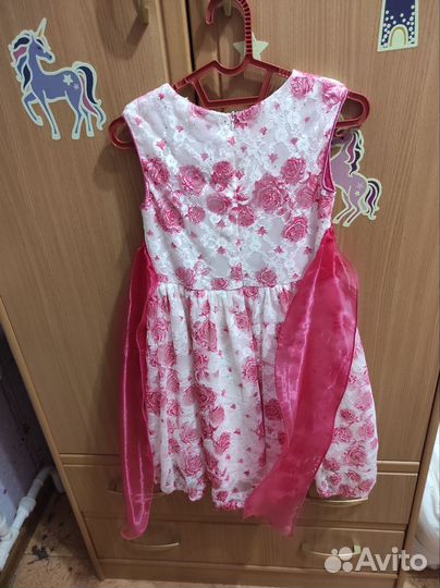 Нарядное платье для девочки