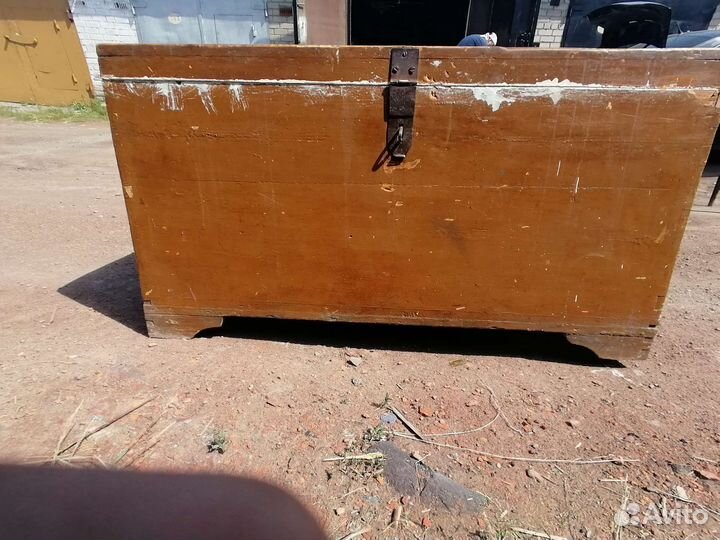 Сундук деревянный старинный