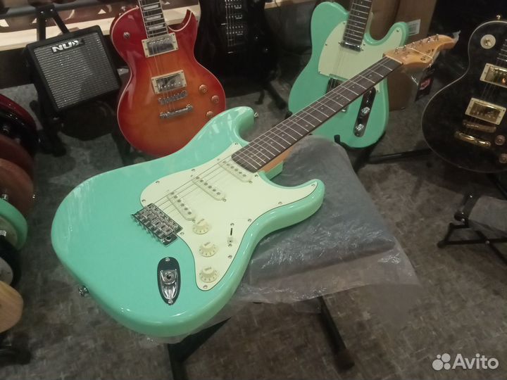 Электрогитары prodipe Stratocaster серфгрин