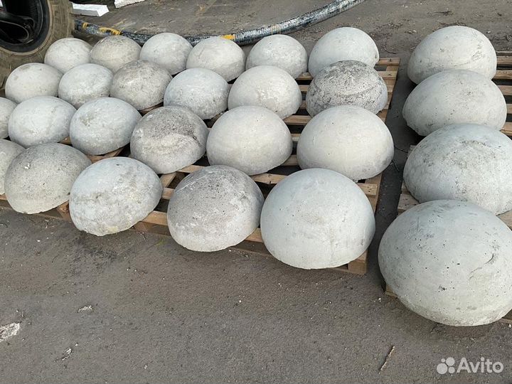 Бетонные полусферы