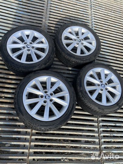 Колеса в сборе r16 литые диски шины лето