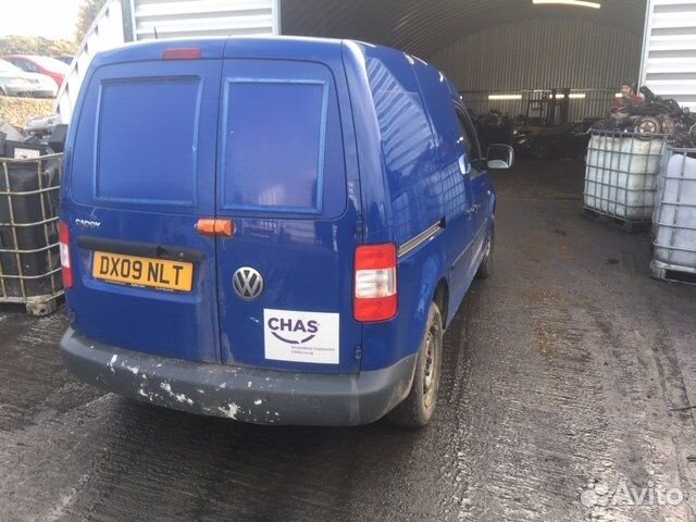 Разбор на запчасти Volkswagen Caddy 2004-2010