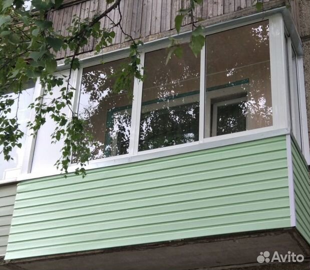 Остекление балконов, утепление, отделка