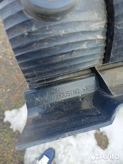 Задний правый фонарь xc90