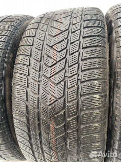 Pirelli Scorpion Winter 265/40 R21 и 295/35 R21