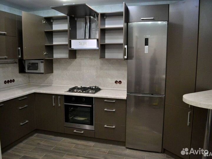 Кухонный гарнитур 