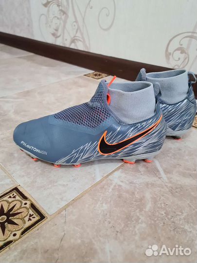 Футбольние бутсы Nike Phantom VSN,размер 37,5