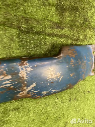 Подкрылок иж