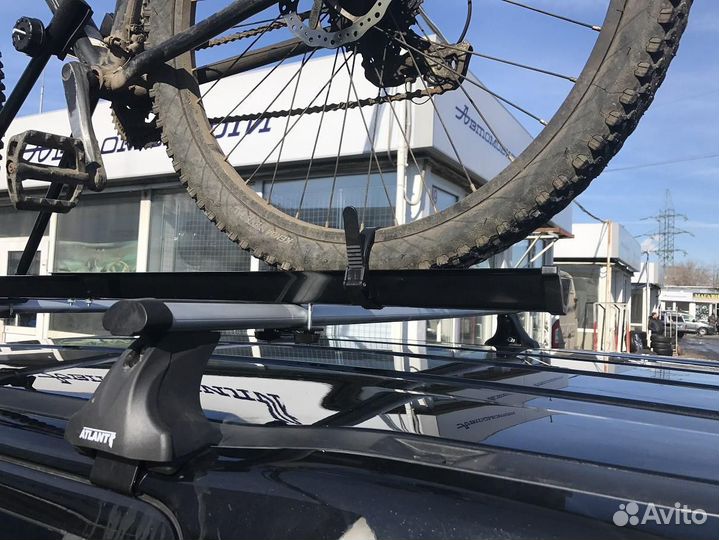 Крепления для перевозки велосипедов на крыше