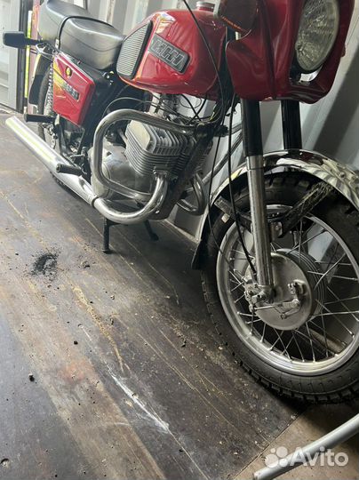 Продаю мотоцикл иж юпитер 5