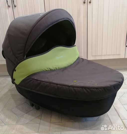 Автомобильная люлька Bebe Comfort Windoo