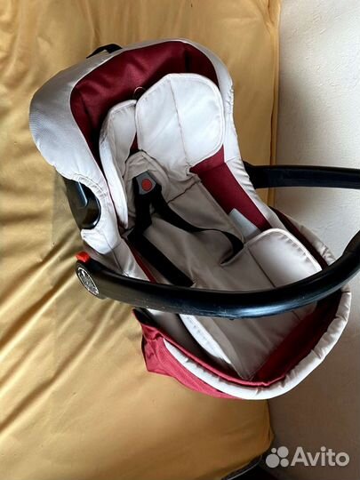 Автокресло Babyton