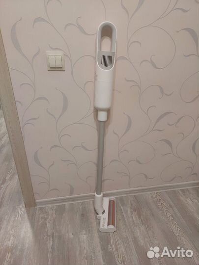 Ручной пылесос беспроводной бу