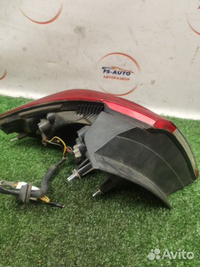 Фонарь задний правый Hyundai Santa-Fe 2 SUV 2.2